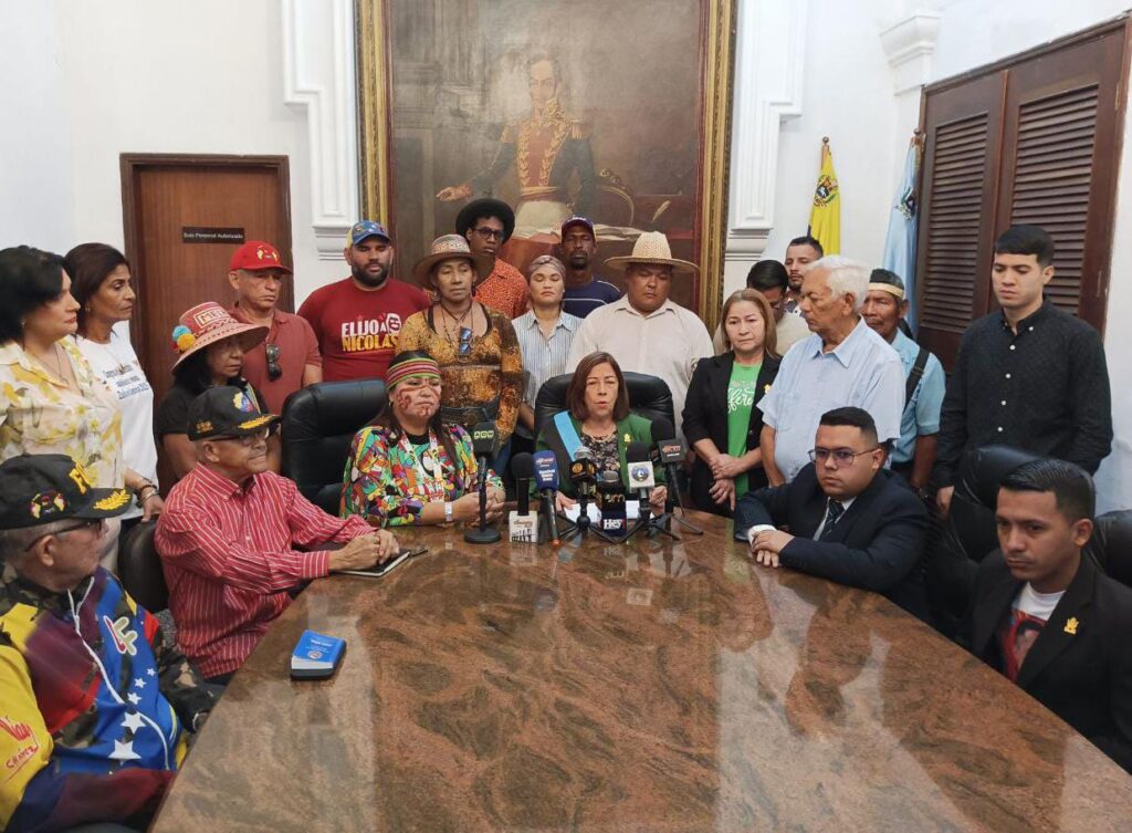 Vicepresidencia del CLEZ y Movimientos Sociales se unen en defensa de la soberanía nacional 3 WhatsApp Image 2025 10 02 at 9.40.42 AM 2
