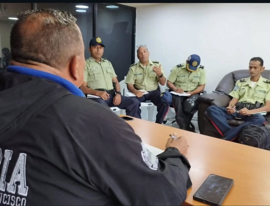 Dirección Municipal de Seguridad actuará contra la contaminación sónica en parroquia Santa Lucía 3 WhatsApp Image 2025 10 02 at 9.43.39 AM 8
