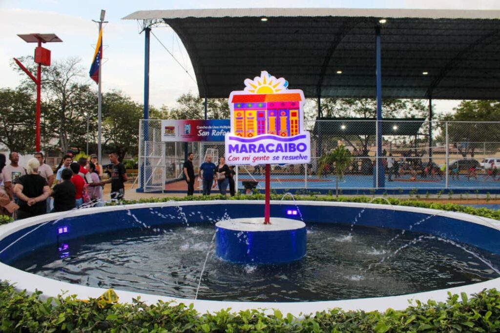 Alcaldía de Maracaibo recuperó y entregó tres plazas en tres parroquias 8 WhatsApp Image 2025 10 06 at 10.04.42 AM 3