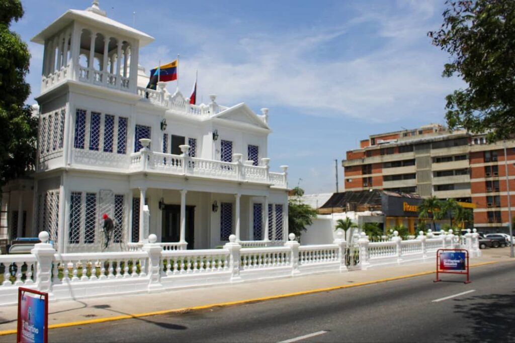 Alcaldía Bolivariana de Maracaibo avanza en la recuperación de Villa Carmen 3 WhatsApp Image 2025 10 06 at 10.04.43 AM 3