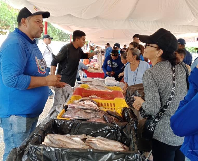 Alcaldía de Maracaibo realizará jornada de mercados populares frente al Palacio Municipal 2 WhatsApp Image 2025 10 07 at 12.06.01 PM