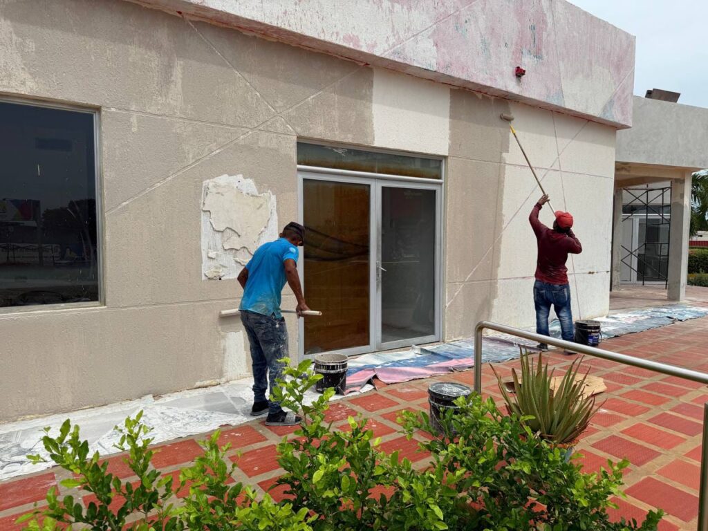 Trabajos de rehabilitación de Oncológico Génesis Petit llevan más de 40% de avance 2 WhatsApp Image 2025 10 08 at 2.10.14 PM 4