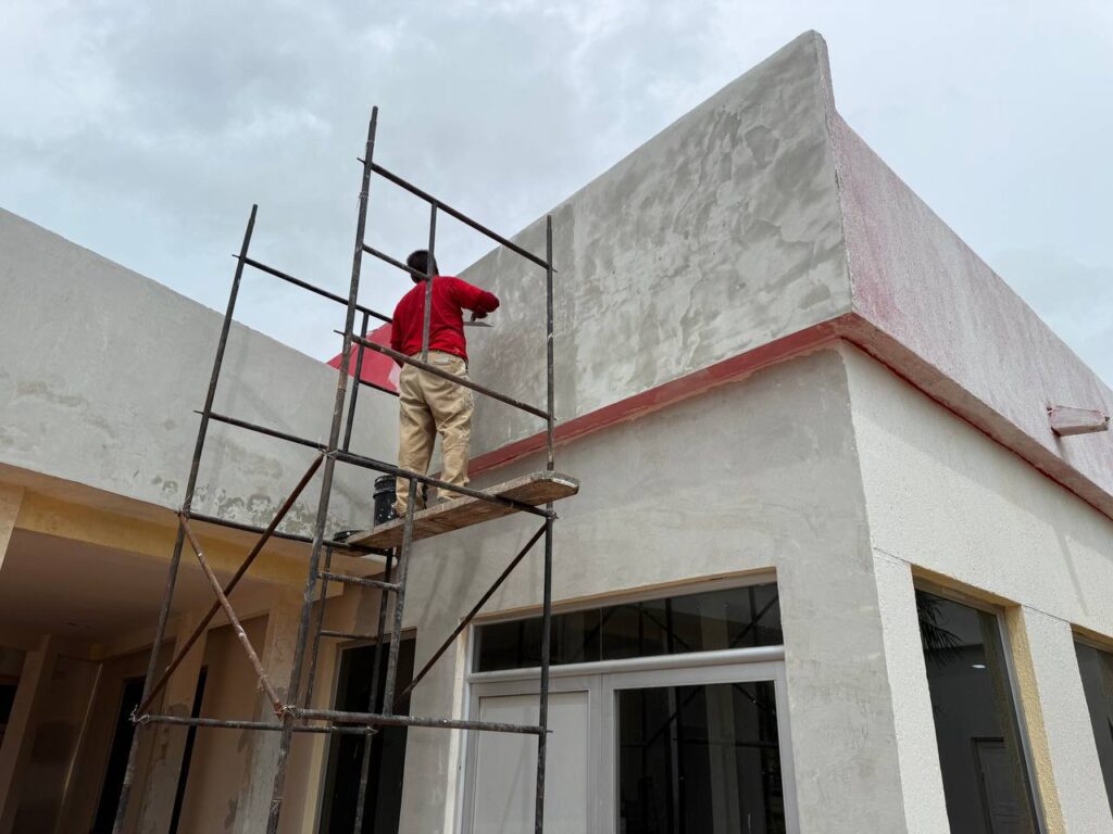 Trabajos de rehabilitación de Oncológico Génesis Petit llevan más de 40% de avance 4 WhatsApp Image 2025 10 08 at 2.10.14 PM 6
