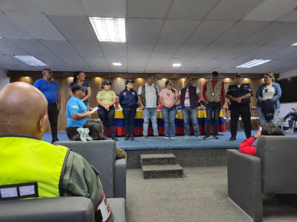 Gobierno bolivariano movilizó sus instituciones en San Francisco para proteger a niños y adolescentes 3 WhatsApp Image 2025 10 13 at 11.09.54 AM 3