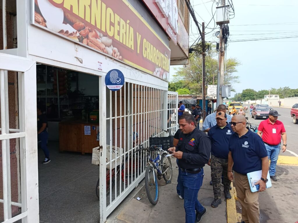 Sedebat visitó más de 80 establecimientos comerciales en campaña de concientización a contribuyentes del sector Los Cactus 3 WhatsApp Image 2025 10 13 at 11.10.00 AM 7