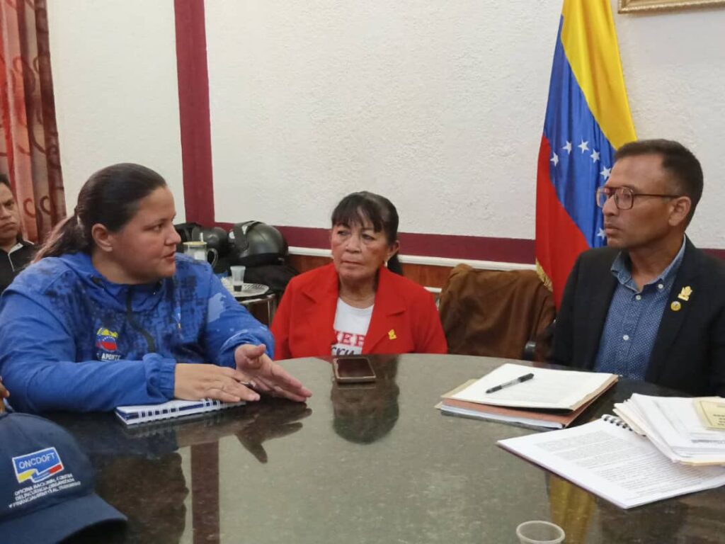 Comisión de Participación del CLEZ debate con el Frente Preventivo del MIJP el Proyecto de Ley de Prevención, Seguridad Ciudadana y Defensa 2 WhatsApp Image 2025 10 17 at 10.01.14 AM