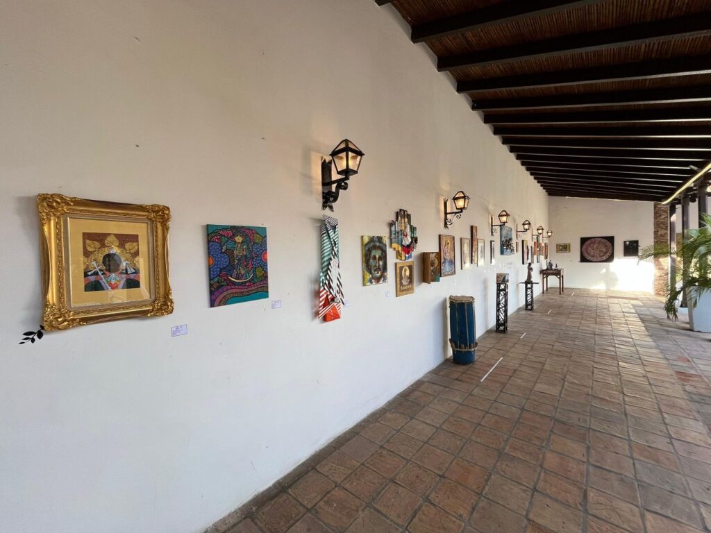 De reliquia colonial a vanguardia con IA, la Casa de la Capitulación logra nominación en el Premio Nacional de Turismo 2025 2 WhatsApp Image 2025 10 22 at 11.21.48 AM