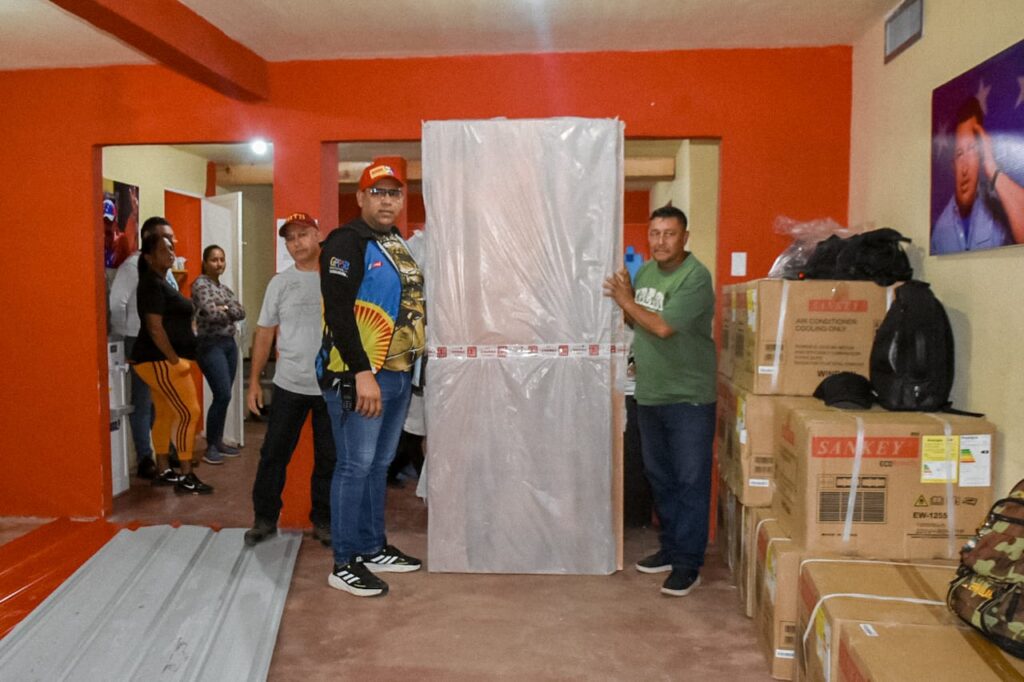 Alcaldía de San Francisco realizó entregas de equipos para mejorar infraestructuras educativas 6 WhatsApp Image 2025 10 23 at 9.52.41 AM 5