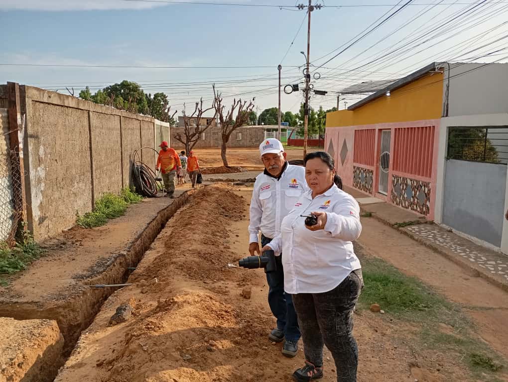IPMGAS avanza en trabajos de reacondicionamiento de tuberías en el sector San Felipe III 6 WhatsApp Image 2025 10 27 at 11.46.05 AM 1