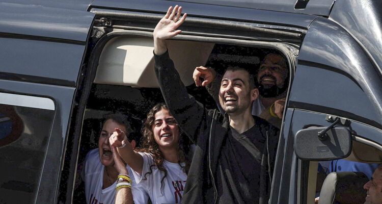Hamás liberó a los últimos 20 rehenes israelíes vivos 1 Rehenes