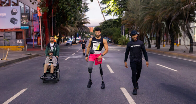 ¿Quién es Juan Pablo Dos Santos, el venezolano que correrá el Maratón de Nueva York con prótesis en las dos piernas? 1 Juan Pablo Dos Santos