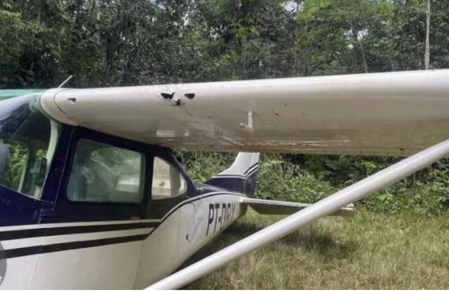 Avion 2