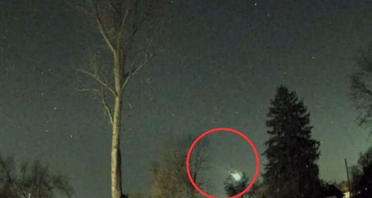 Una misteriosa bola de fuego verde aparece en los cielos de varios estados de EE. UU. (Video) 1 Bola