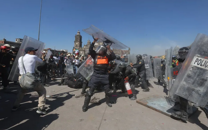 La generación Z se le alzó a Sheinbaum en México (Buenas fotos) 6 Captura de pantalla 2025 11 15 a las 22.57.31