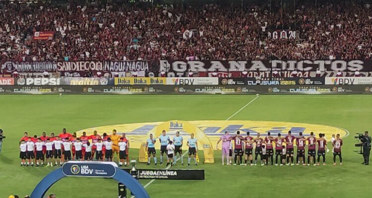 Carabobo FC se coronó campeón del Clausura con gesto de protesta 1 Carabobo