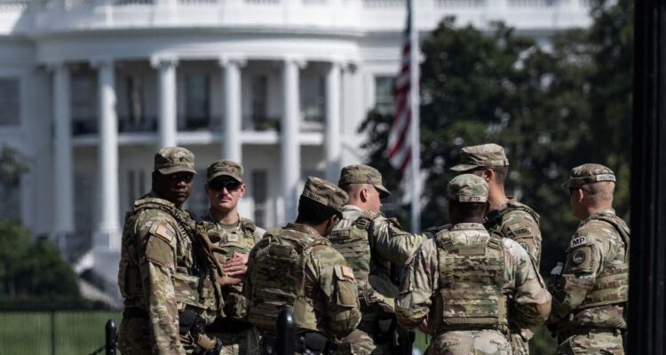 Jueza detiene el despliegue de la Guardia Nacional por parte de Trump en Washington 1 Juez