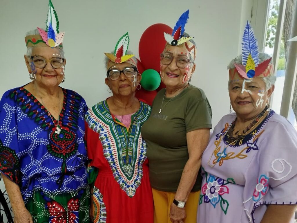 Edad Dorada: Un espacio de bienestar para los abuelos y abuelas de San Francisco 2 IMG 20251107 WA0050