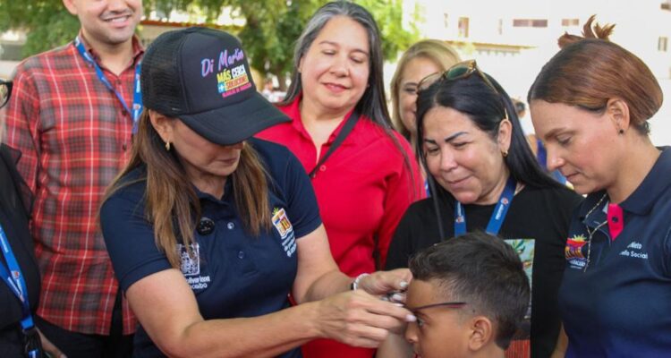 Programa Santa Lucía de la Alcaldía de Maracaibo arrancó en el Colegio María Moñitos con atención a 75 niños y niñas 1 Alcaldía de Maracaibo