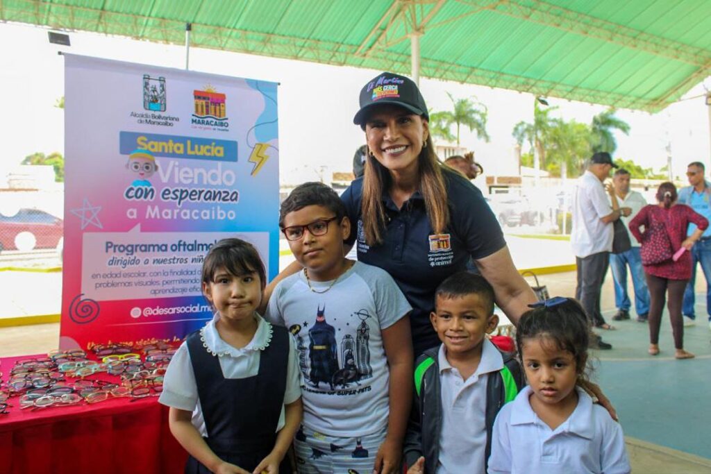 Programa Santa Lucía de la Alcaldía de Maracaibo arrancó en el Colegio María Moñitos con atención a 75 niños y niñas 2 IMG 20251107 WA0063