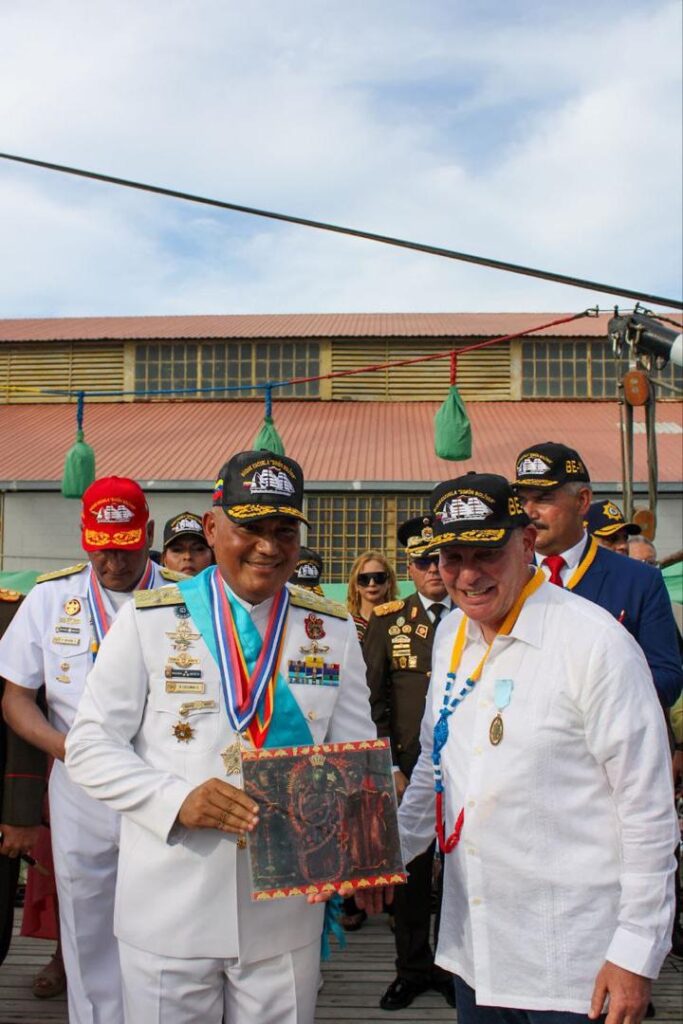 Buque Escuela «Simón Bolívar» regresó a Maracaibo 6 IMG 20251117 WA0056