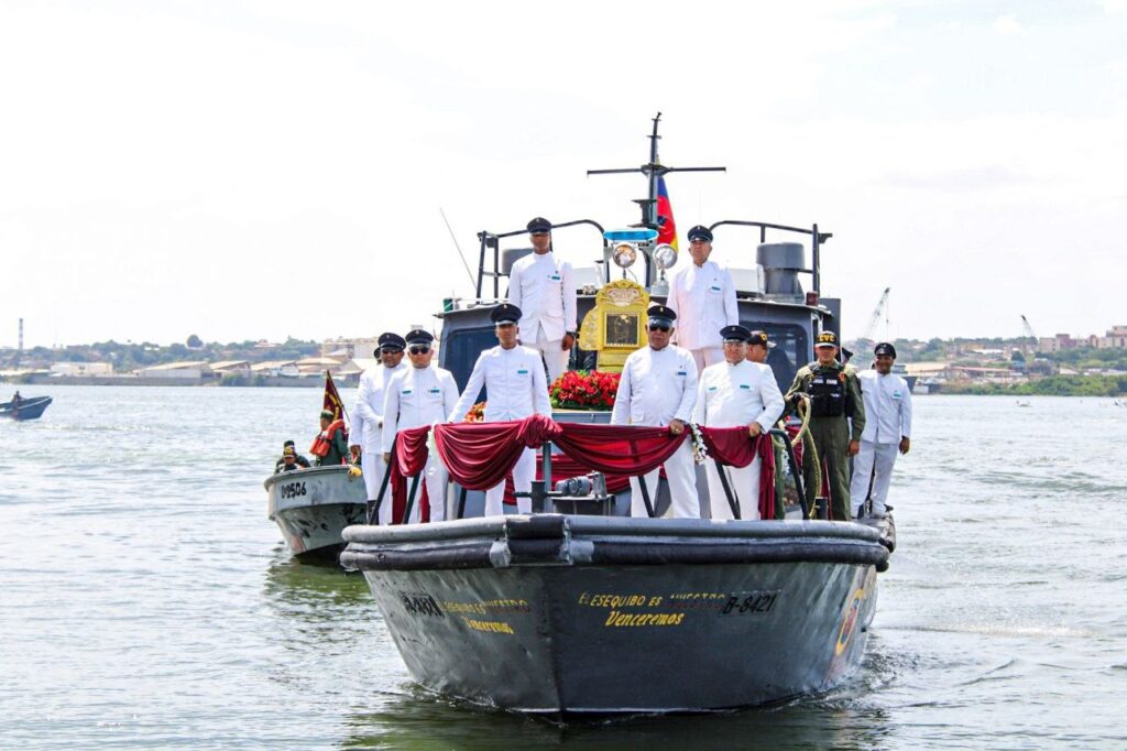Alcalde Di Martino: La Virgen nos va a conceder el milagro de seguir transitando por los caminos de la paz 4 IMG 20251117 WA0110
