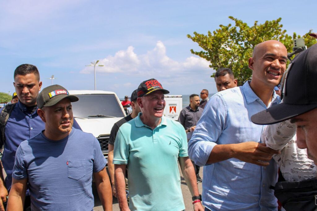 ¡Organización popular! Juramentados miembros de Comités Bolivarianos de Base Integral del Zulia 6 IMG 20251117 WA0138