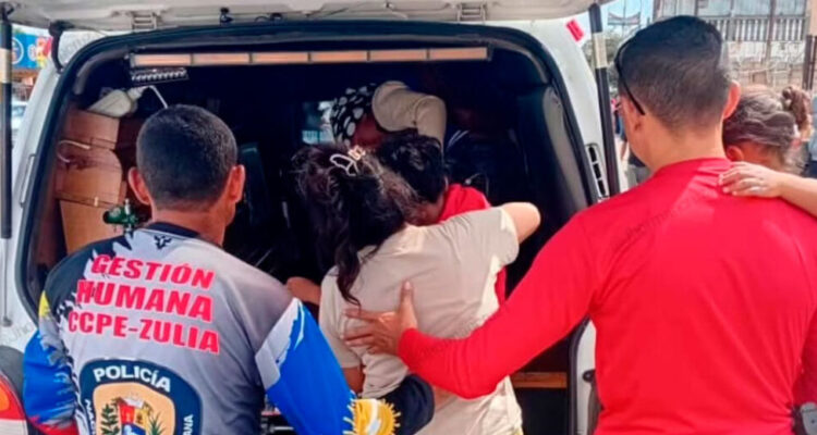 55 niños intoxicados presuntamente por fumigación en Jesús Enrique Lossada 1 Intoxicados