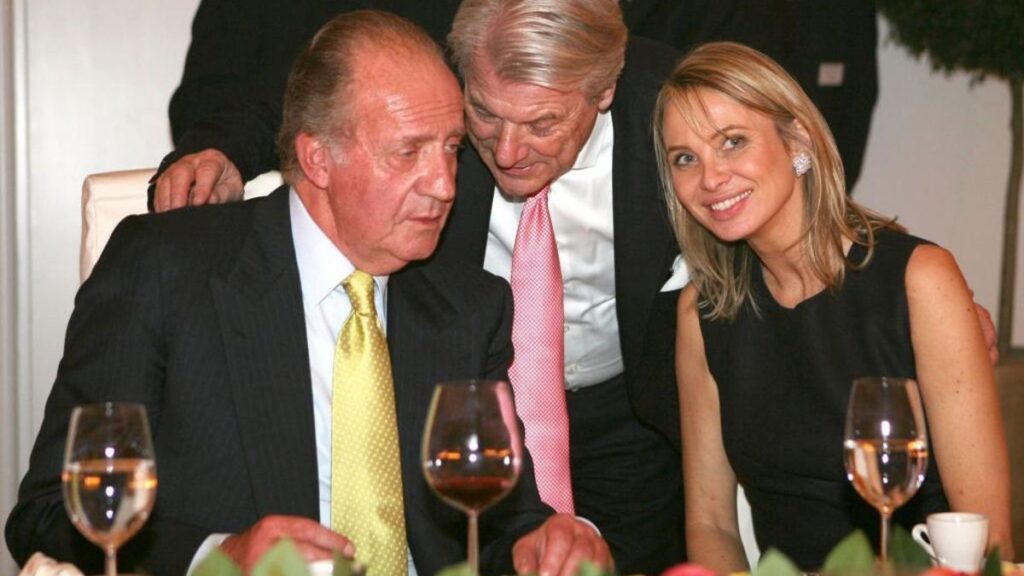 «Mi hijo me dio la espalda» y elogios a Franco: qué cuenta en sus memorias el rey emérito Juan Carlos de España y por qué su publicación es tan polémica 5 Juan