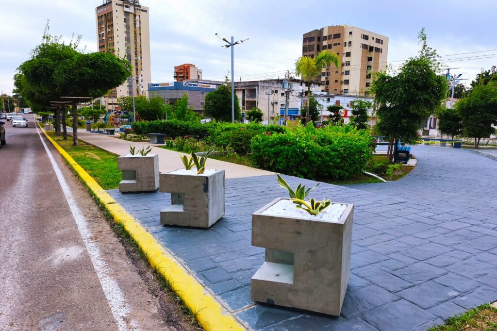 Alcaldía de Maracaibo reinauguró Plaza de La Madre con mejoras integrales y nuevo paisajismo 4 PHOTO 2025 11 26 22 40 52