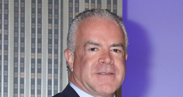 México emitió orden de captura contra Raúl Rocha, dueño de Miss Universo 1 Rocha