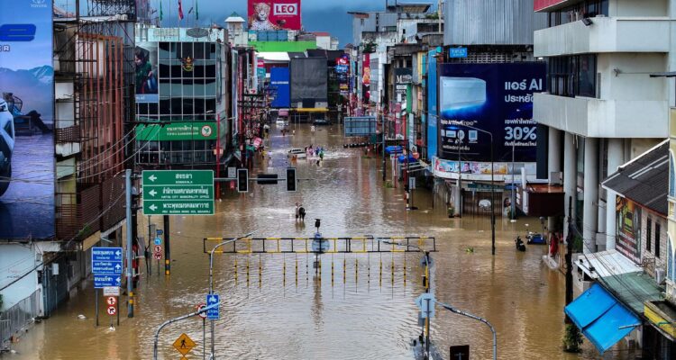 Lluvias récord en Tailandia dejaron 41 muertos y 2.7 millones de afectados 1 Tailandia lluvias