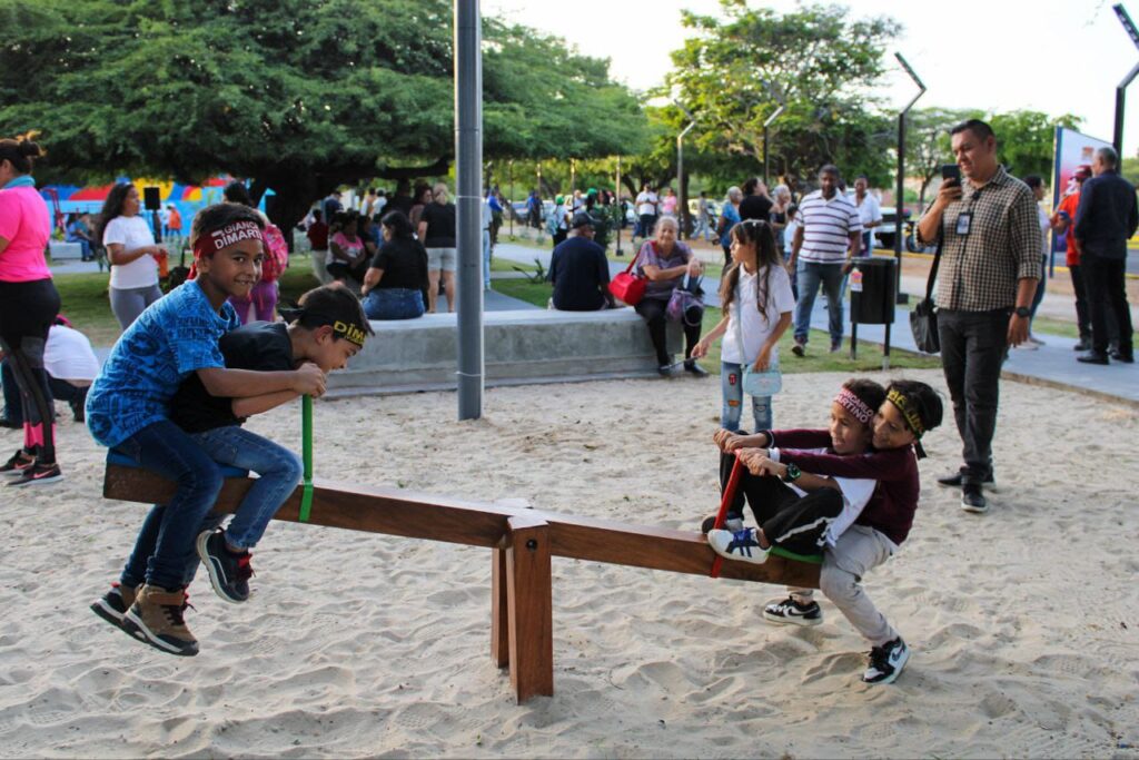 Alcalde Di Martino: «Maracaibo es una sola, sin divisiones» 4 WhatsApp Image 2025 11 04 at 9.27.45 AM 2