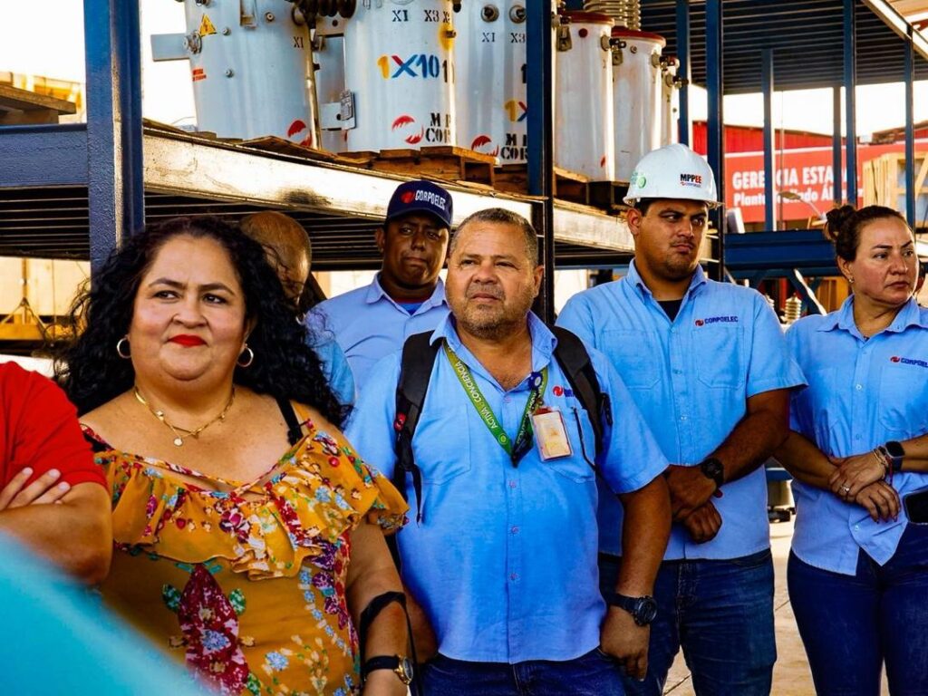 Gobierno Bolivariano entregó 500 transformadores de distribución para el sistema eléctrico del Zulia 2 WhatsApp Image 2025 11 06 at 9.48.29 AM 1