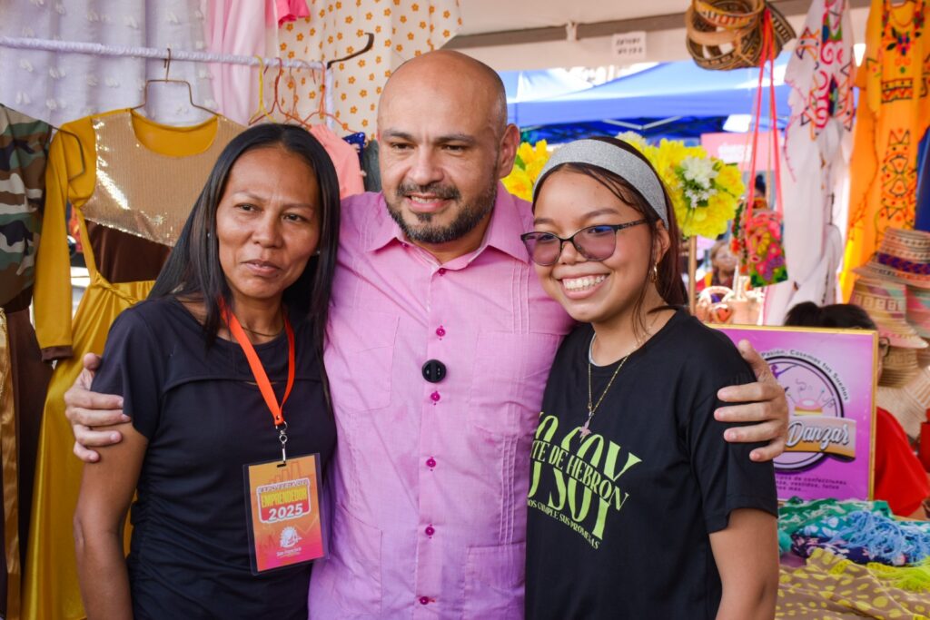 San Francisco celebra la primera edición de la Feria del Emprendedor 2025 con más de 120 talentos locales 5 WhatsApp Image 2025 11 10 at 10.07.50 AM 4