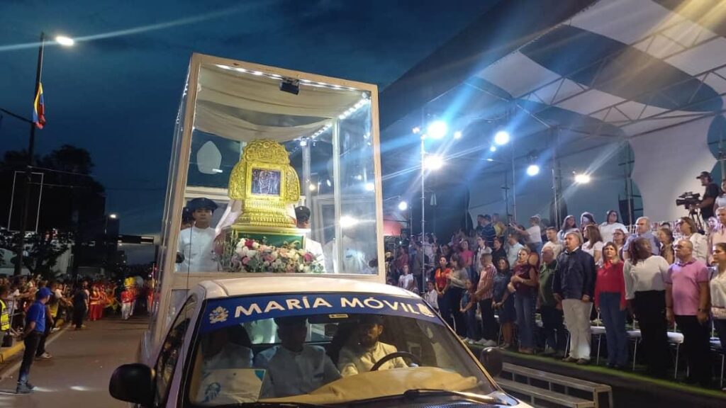 Alcalde Di Martino: «La Feria de La Chinita es un atractivo turístico mundial» 4 WhatsApp Image 2025 11 10 at 7.50.48 AM 2