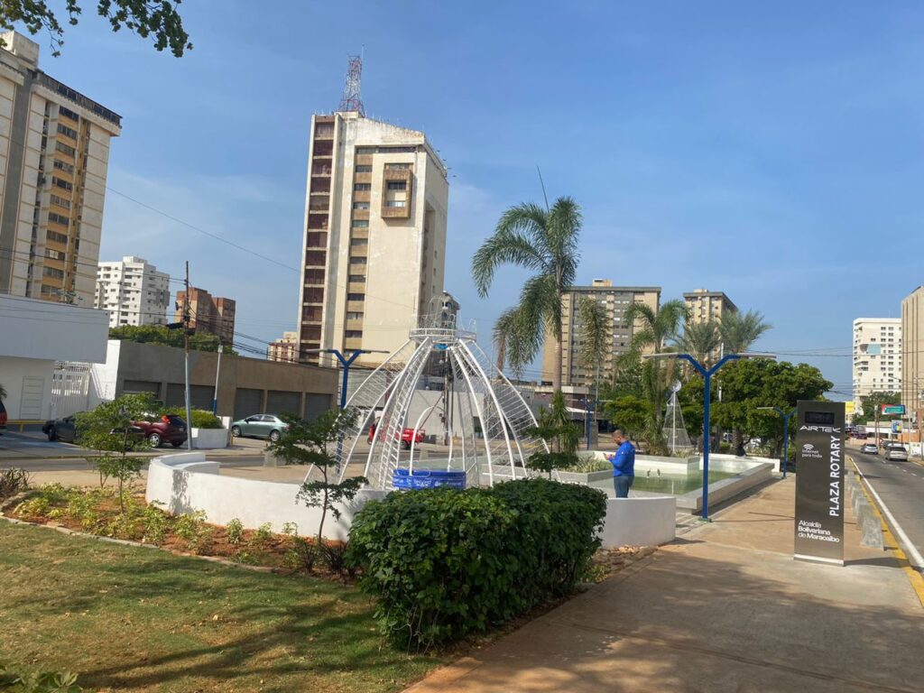 Plaza Rotary recuperada por la Alcaldía de Maracaibo incluye wifi 3 WhatsApp Image 2025 11 11 at 3.33.06 PM 2