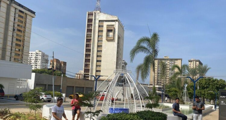 Plaza Rotary recuperada por la Alcaldía de Maracaibo incluye wifi 1 Plaza