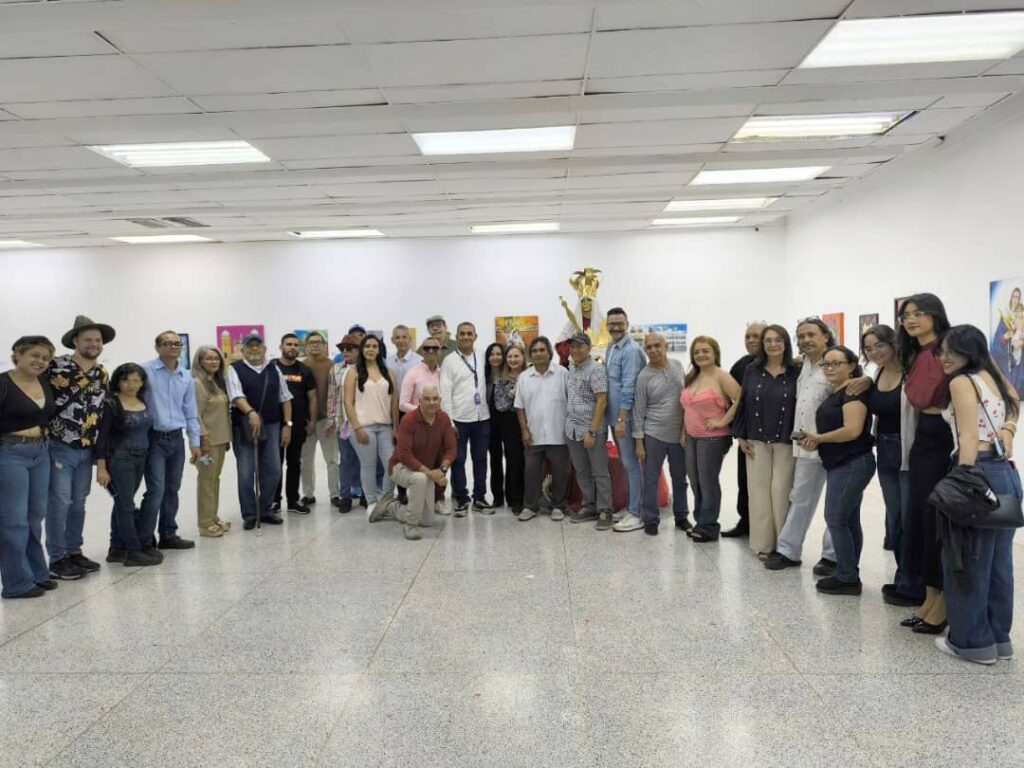 Alcaldía de Maracaibo inauguró Arte y Fe Chiquinquireña, un tributo artístico a la Reina Morena 5 WhatsApp Image 2025 11 12 at 9.41.23 AM 3