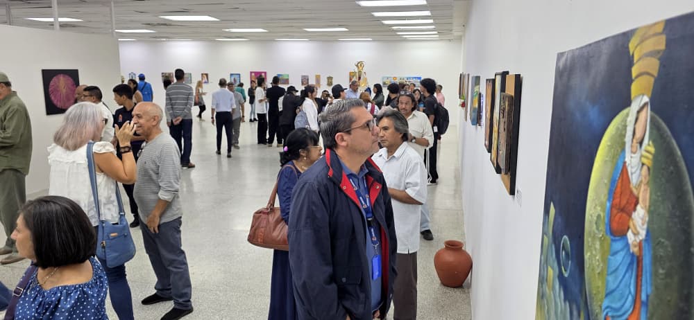 Alcaldía de Maracaibo inauguró Arte y Fe Chiquinquireña, un tributo artístico a la Reina Morena 2 WhatsApp Image 2025 11 12 at 9.41.23 AM