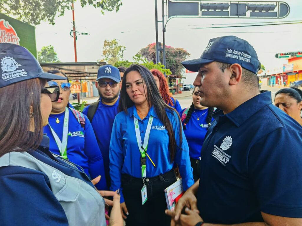 SEDEBAT inició Censo de Actividades Económicas en la parroquia Francisco Ochoa 2 WhatsApp Image 2025 11 14 at 10.29.17 AM 6