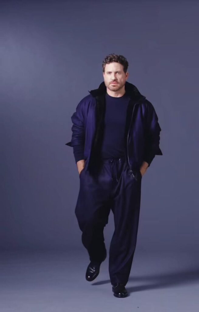 El venezolano Édgar Ramírez es el nuevo rostro de la campaña de Armani 2 edgar2 768x1200 1