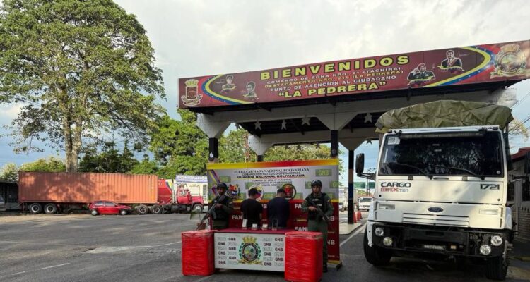 Incautaron 25 envoltorios de presunta cocaína en el estado Táchira 1 Cocaína