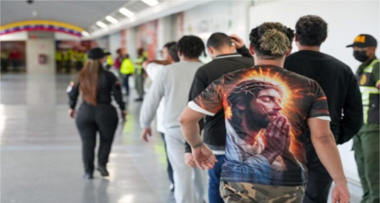 Regresaron 166 venezolanos de EE. UU. 1 Venezolanos