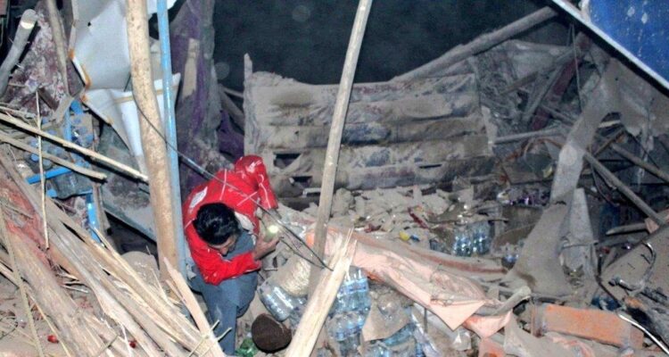 Elevan a más de 20 los muertos y 530 los heridos por terremoto de 6,3 en Afganistán 1 Terremoto