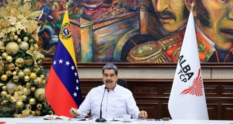 Venezuela detuvo a varios ciudadanos estadounidenses y le mete presión a las tensas relaciones con EE. UU. 1 Alba . Maduro