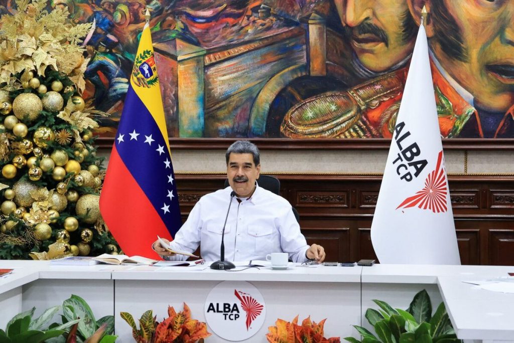 En la XXV cumbre del Alba-TCP el presidente Maduro planteó «resistencia unida, popular y prolongada» 2 Alba . Maduro