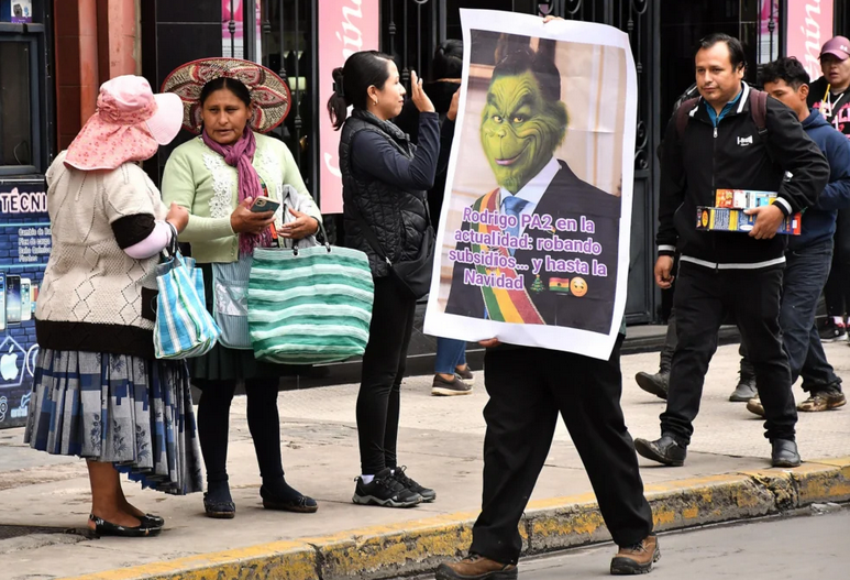 En apenas mes y medio de su asunción, el Vicepresidente de Bolivia se declaró «opositor»... Subsidio al combustible fue el detonante 5 Captura de pantalla 2025 12 27 a las 9.11.04