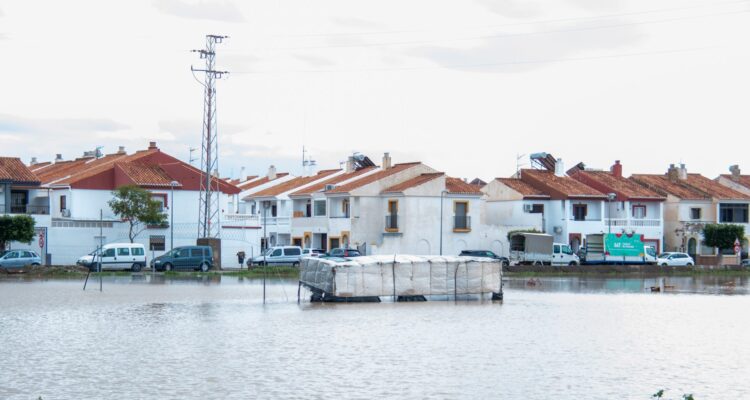 Tres muertos en el sur de España por lluvias torrenciales 1 España