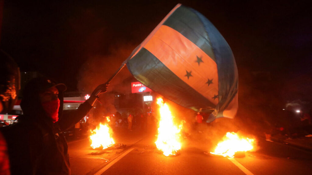 Presidenta del CNE de Honduras alerta sobre riesgo de que se pierda el proceso electoral 2 HONDURAS ELECTION PROTEST
