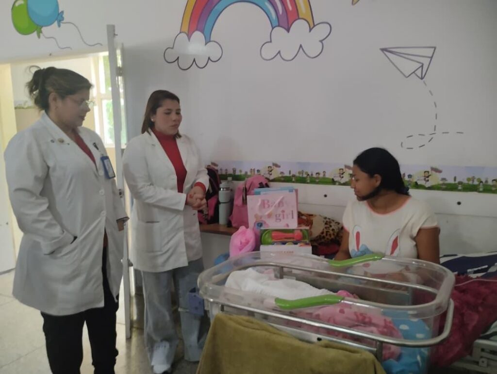 ¡SAHUM dio bienvenida a la primera niña de Navidad! 2 IMG 20251225 WA0060